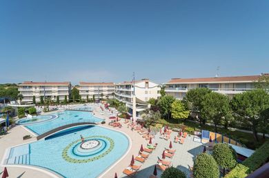 Villaggio Planetarium Resort C7-6